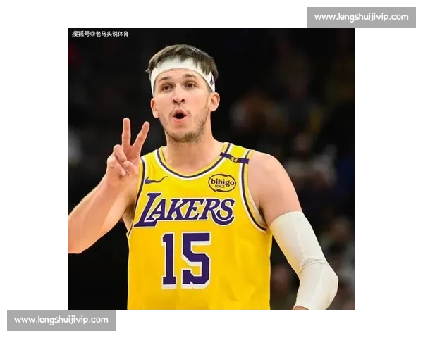 里夫斯：湖人是家！顶薪争议下的忠诚告白，球迷：他比拉塞尔更值得